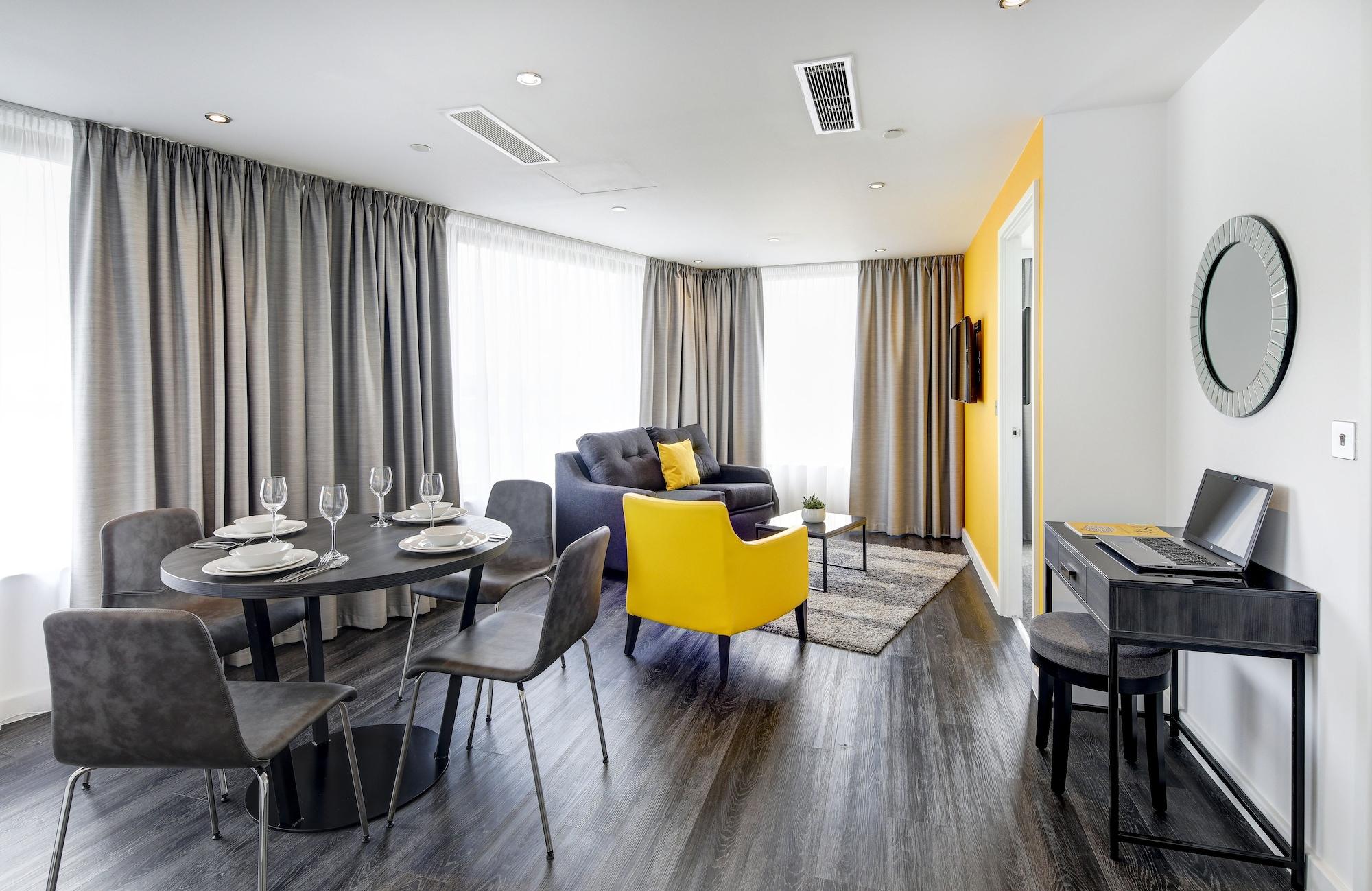 Hotel de apartamente Dockside At Excel Londra